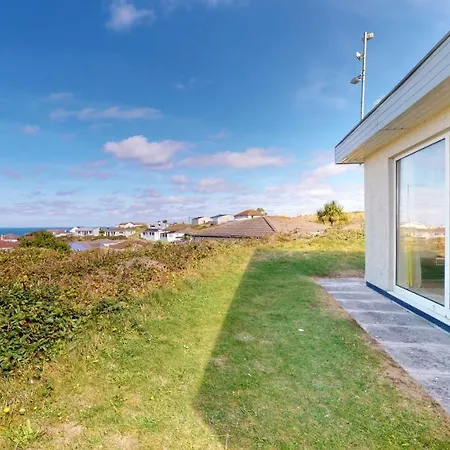 Holiday home C16 Treverbyn, Riviere Towans *